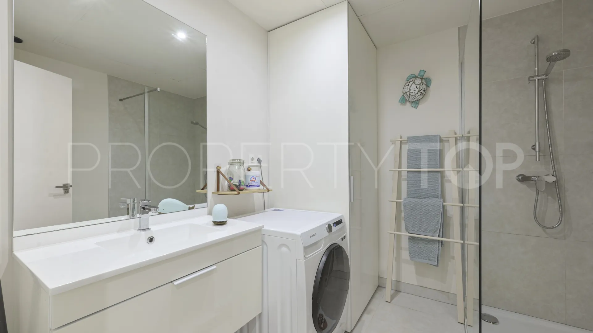 Cala de Mijas, apartamento planta baja en venta de 2 dormitorios