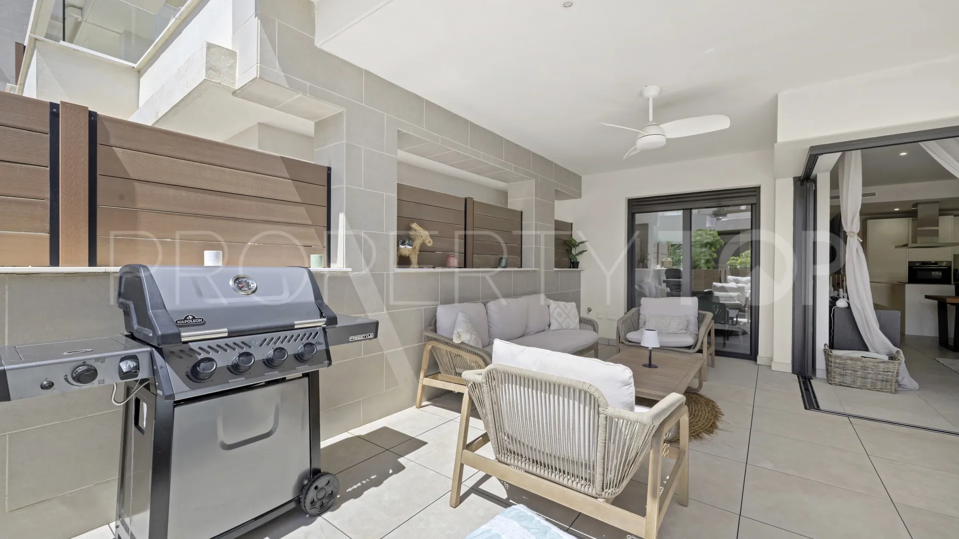 Cala de Mijas, apartamento planta baja en venta de 2 dormitorios