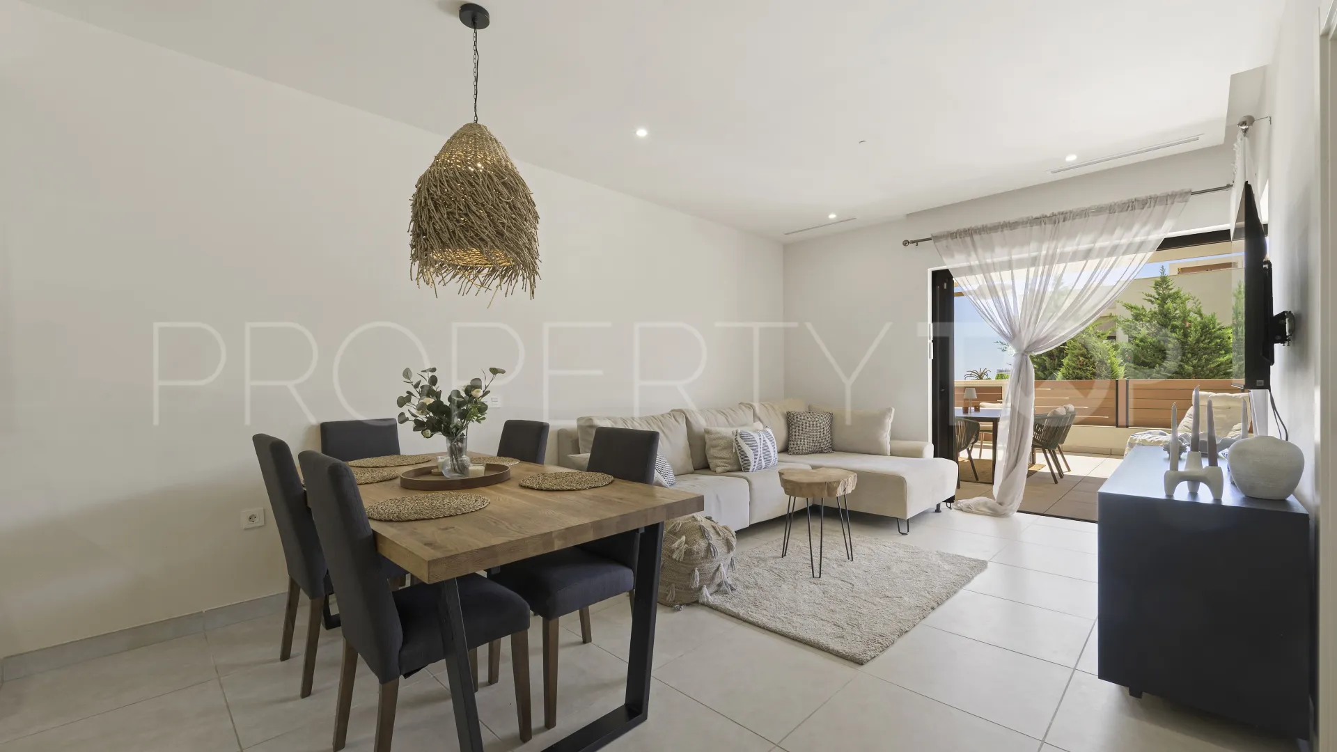 Cala de Mijas, apartamento planta baja en venta de 2 dormitorios