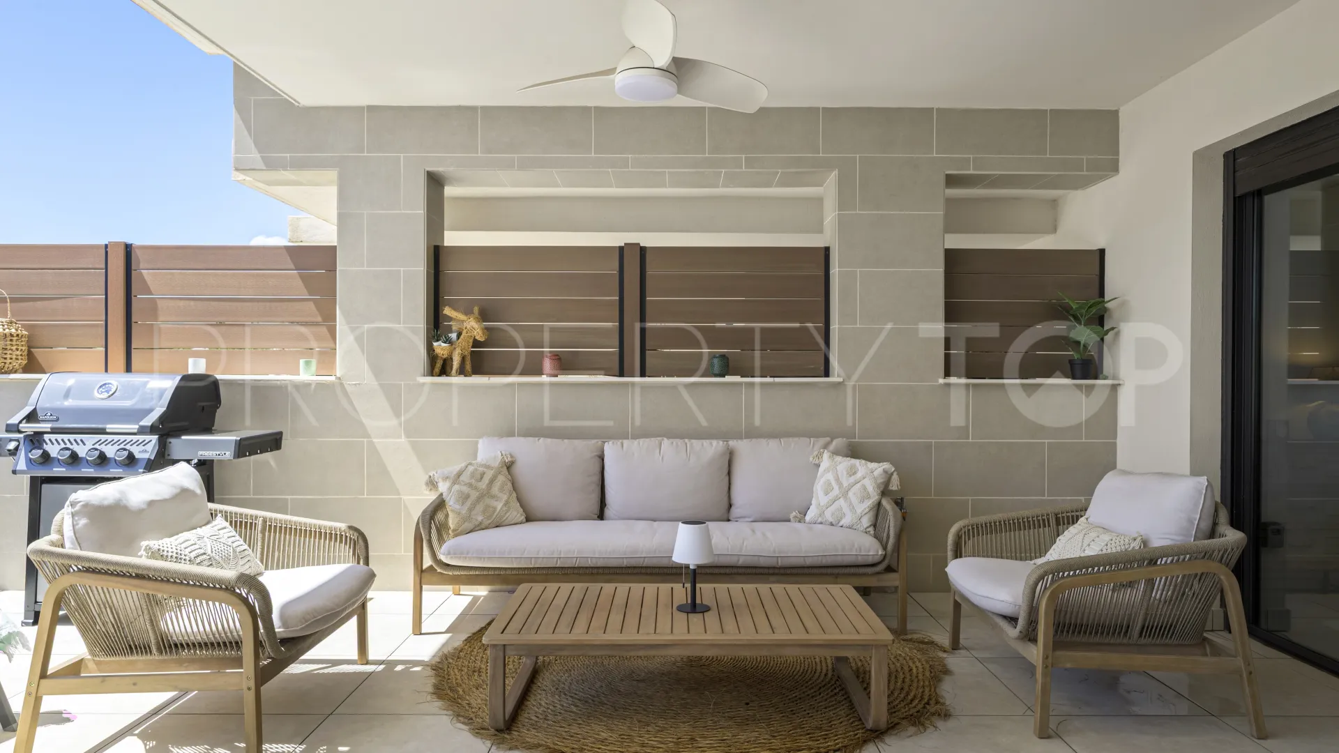 Cala de Mijas, apartamento planta baja en venta de 2 dormitorios