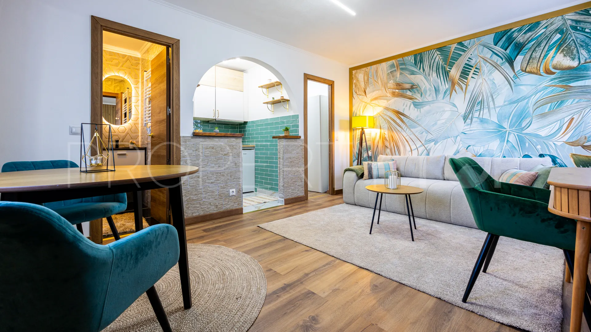 4 bedrooms semi detached house in Calahonda for sale
