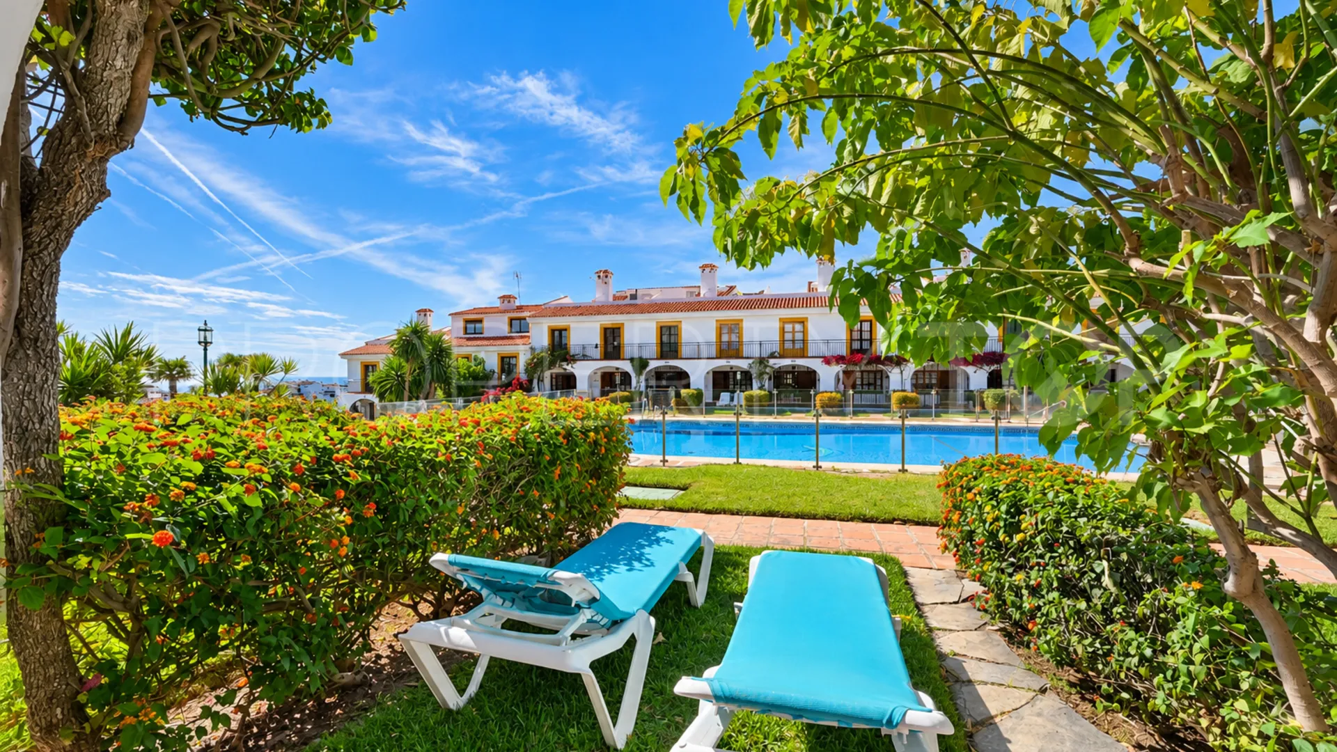 Town house with 2 bedrooms for sale in Calahonda
