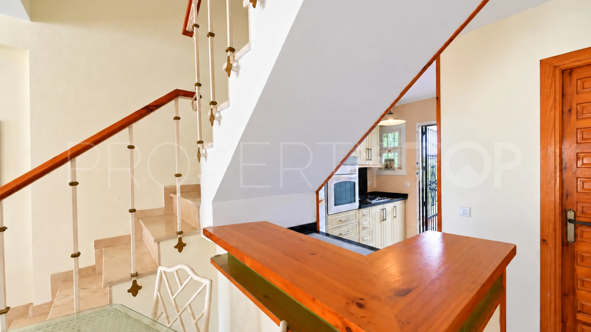 Town house with 2 bedrooms for sale in Calahonda