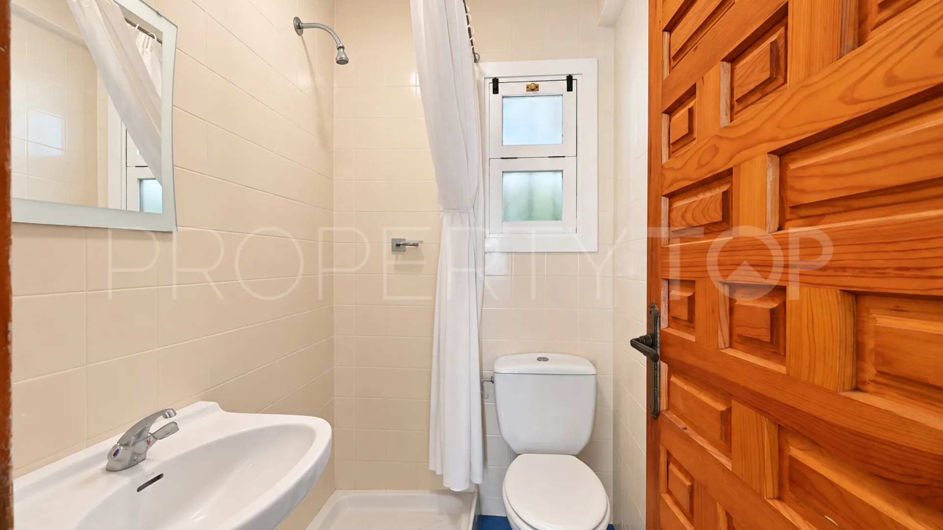 Town house with 2 bedrooms for sale in Calahonda