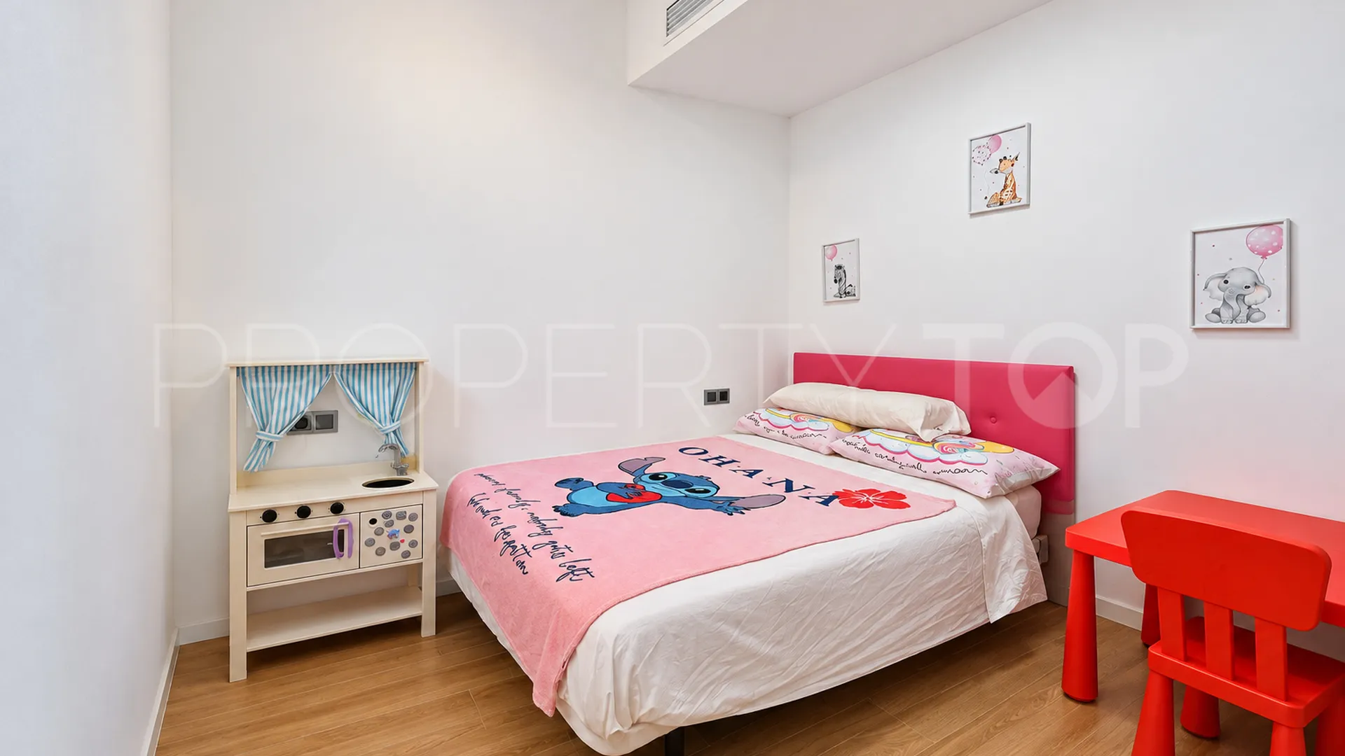 2 bedrooms apartment in Calahonda for sale