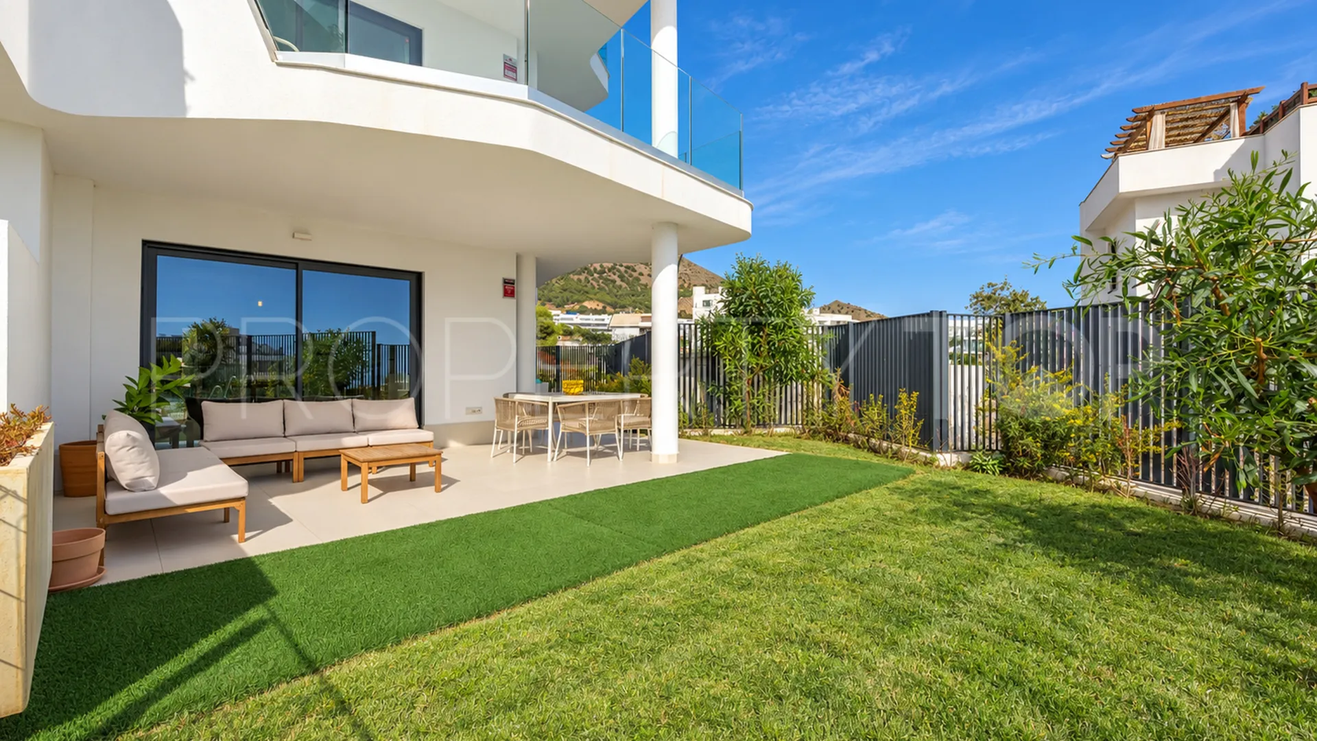 Comprar apartamento planta baja en El Higueron