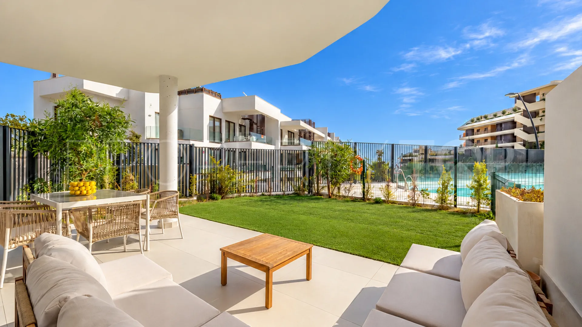 Comprar apartamento planta baja en El Higueron