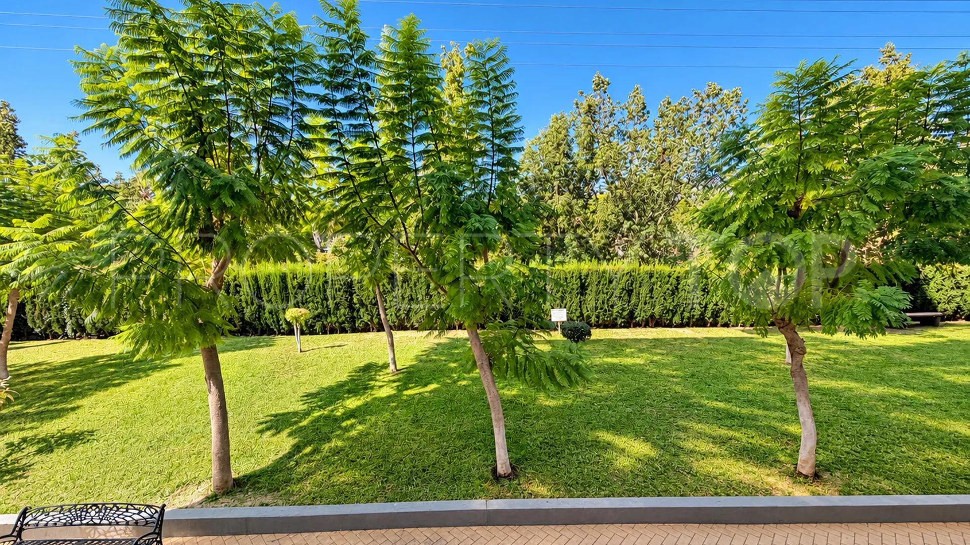 Se vende apartamento de 2 dormitorios en Fuengirola