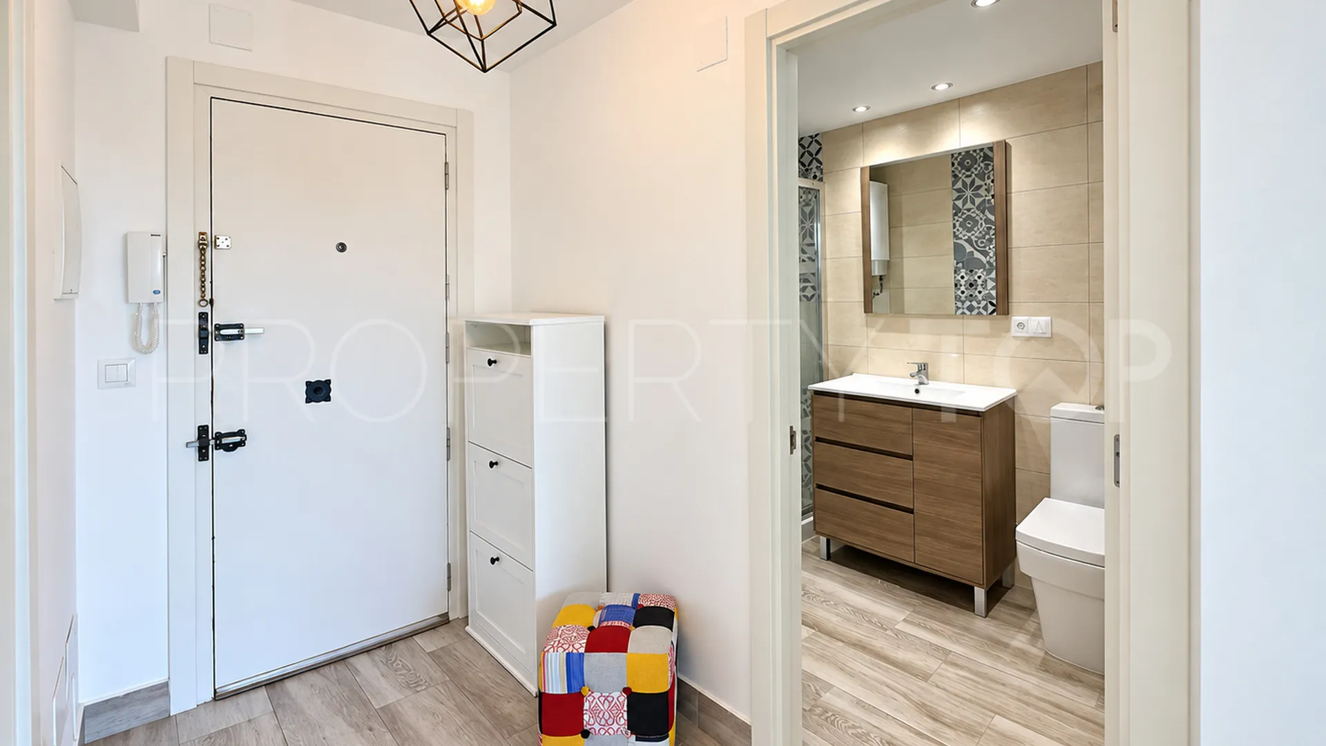 Arroyo de la Miel, apartamento con 2 dormitorios a la venta