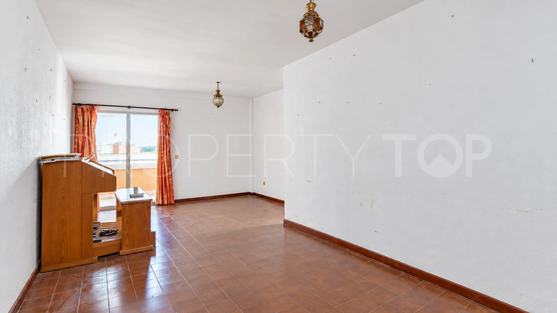 Apartamento a la venta en Calahonda