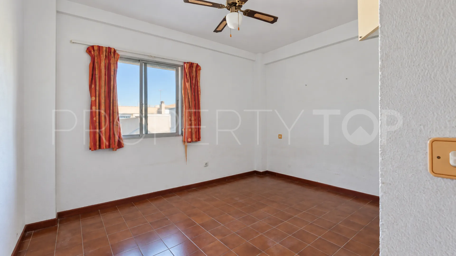 Apartamento a la venta en Calahonda