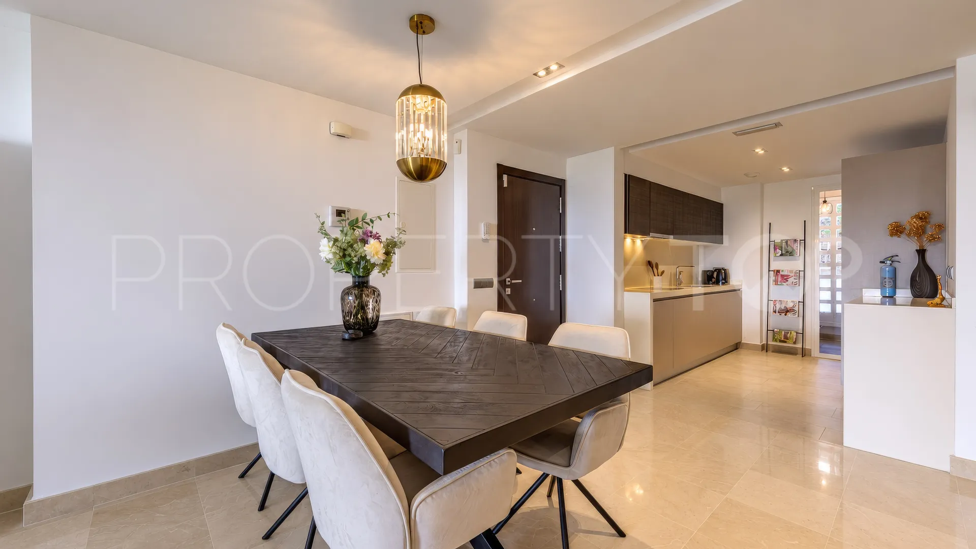 2 bedrooms ground floor apartment in La Mairena for sale