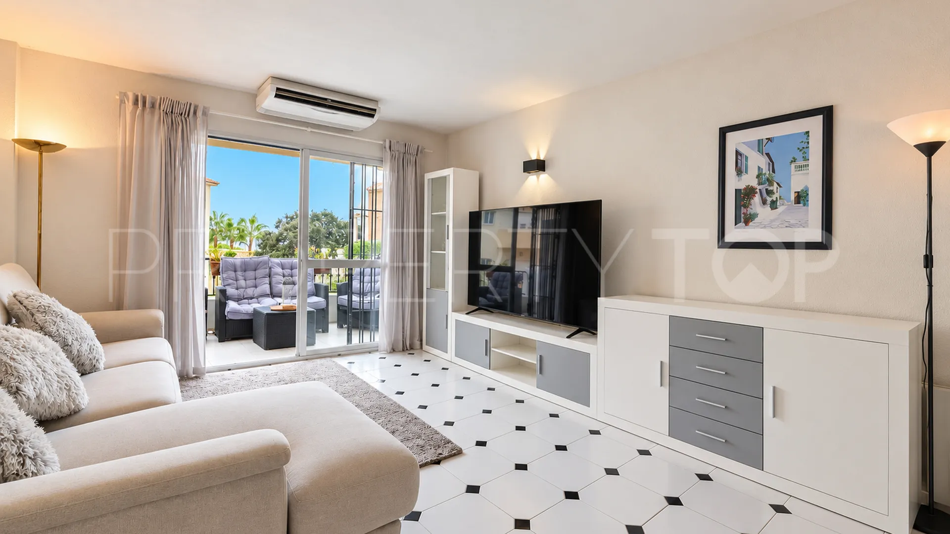 Apartamento planta baja en venta en Riviera del Sol