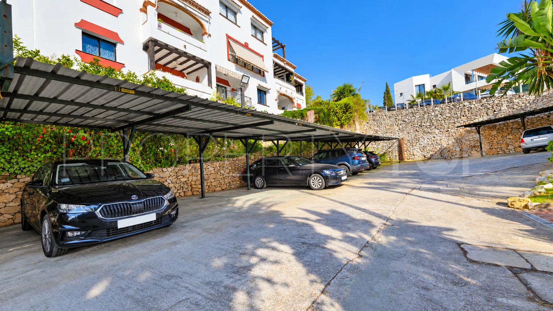 Se vende Ático en La Reserva de Marbella de 2 dormitorios