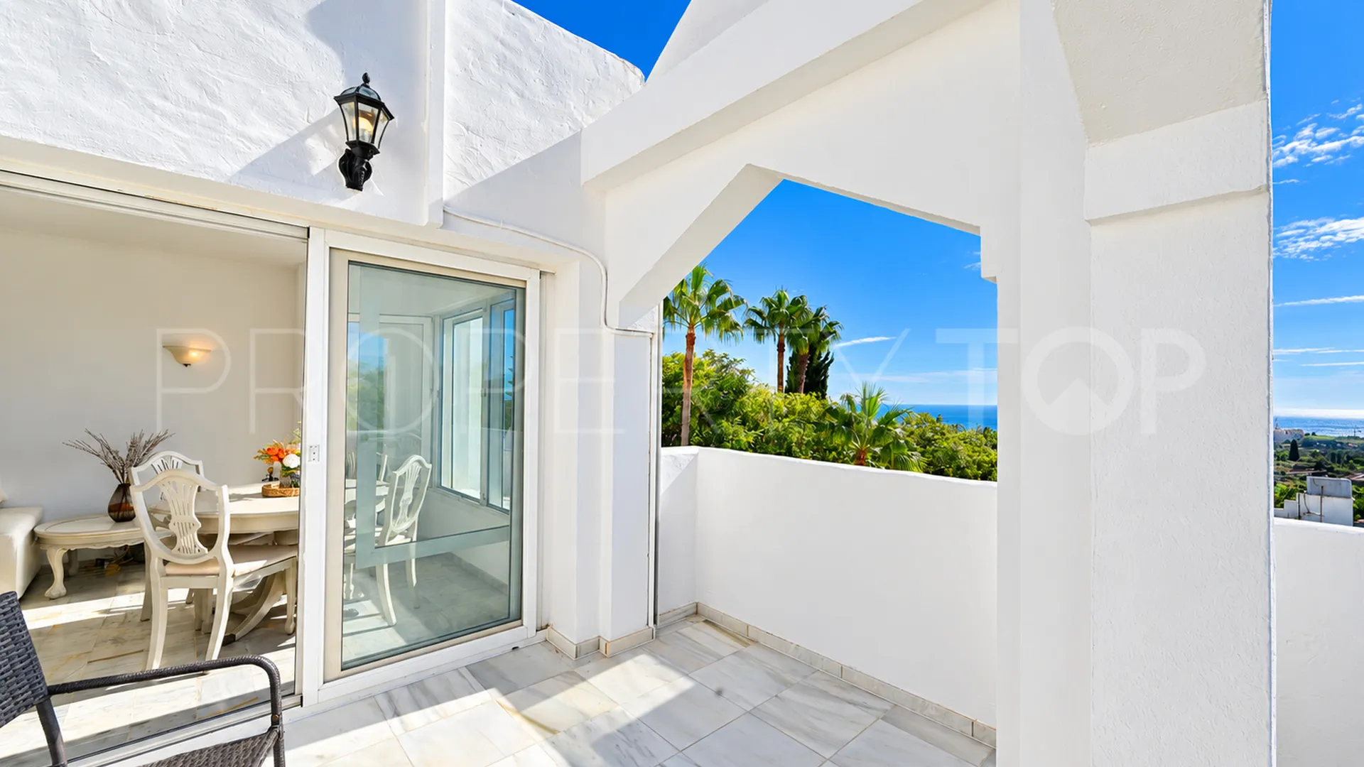 Se vende Ático en La Reserva de Marbella de 2 dormitorios