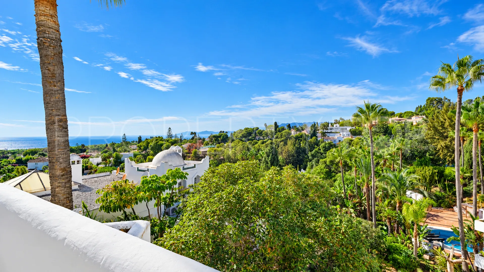 Se vende Ático en La Reserva de Marbella de 2 dormitorios