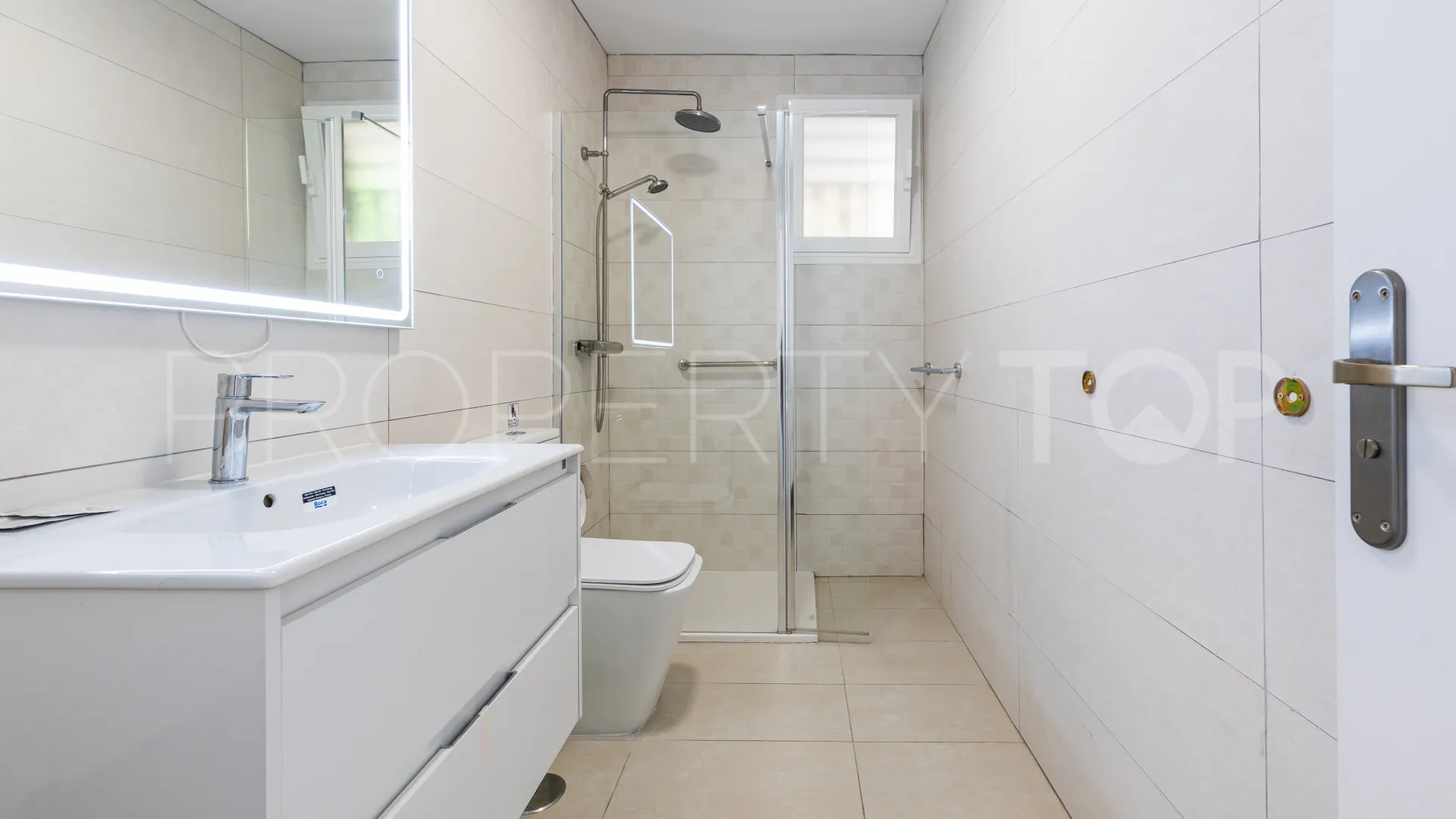 Riviera del Sol, villa de 4 dormitorios a la venta