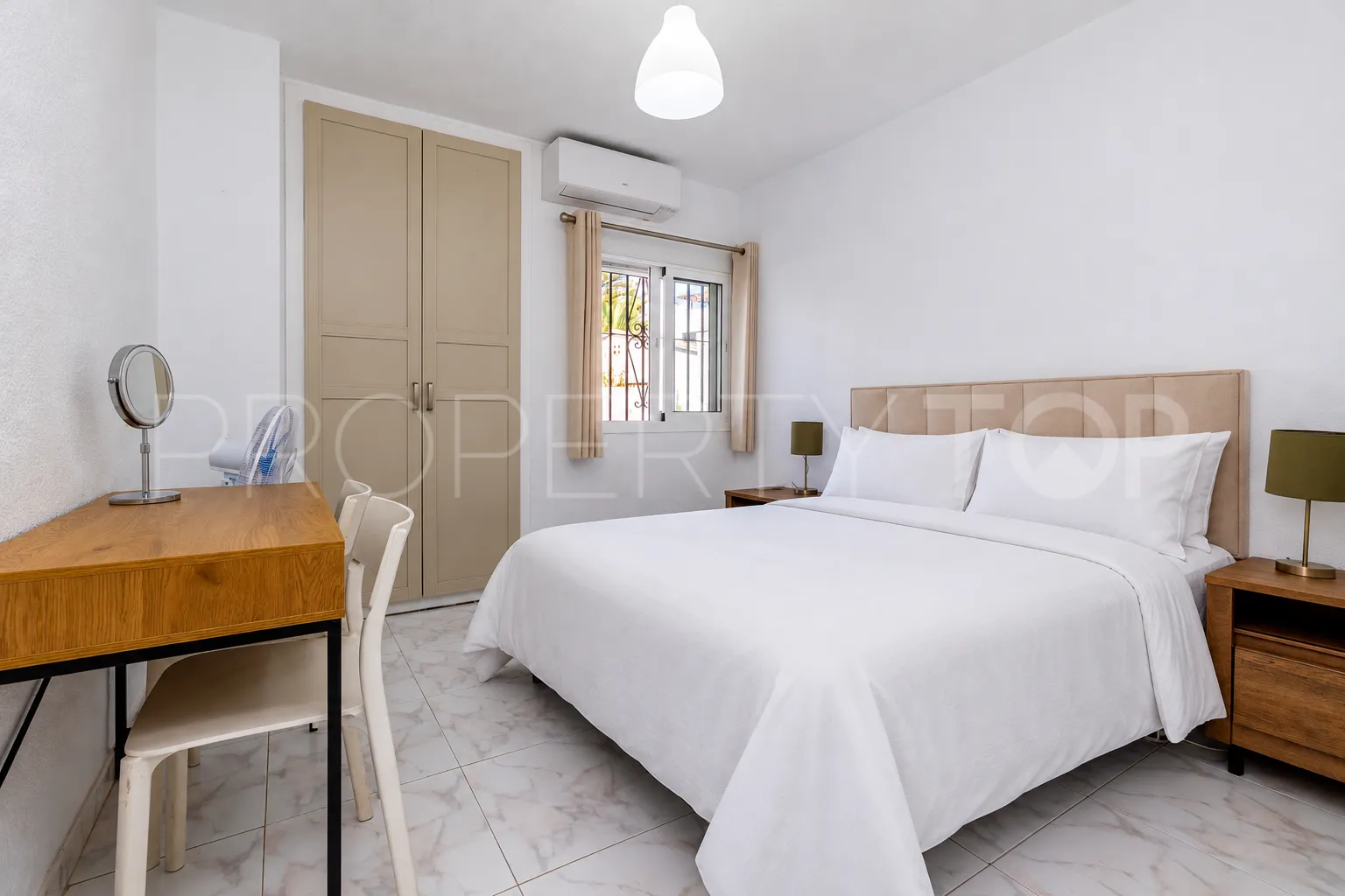 Riviera del Sol, villa de 4 dormitorios a la venta