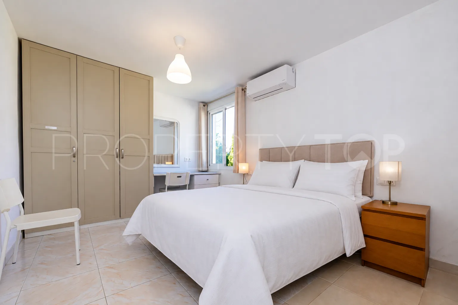 Riviera del Sol, villa de 4 dormitorios a la venta