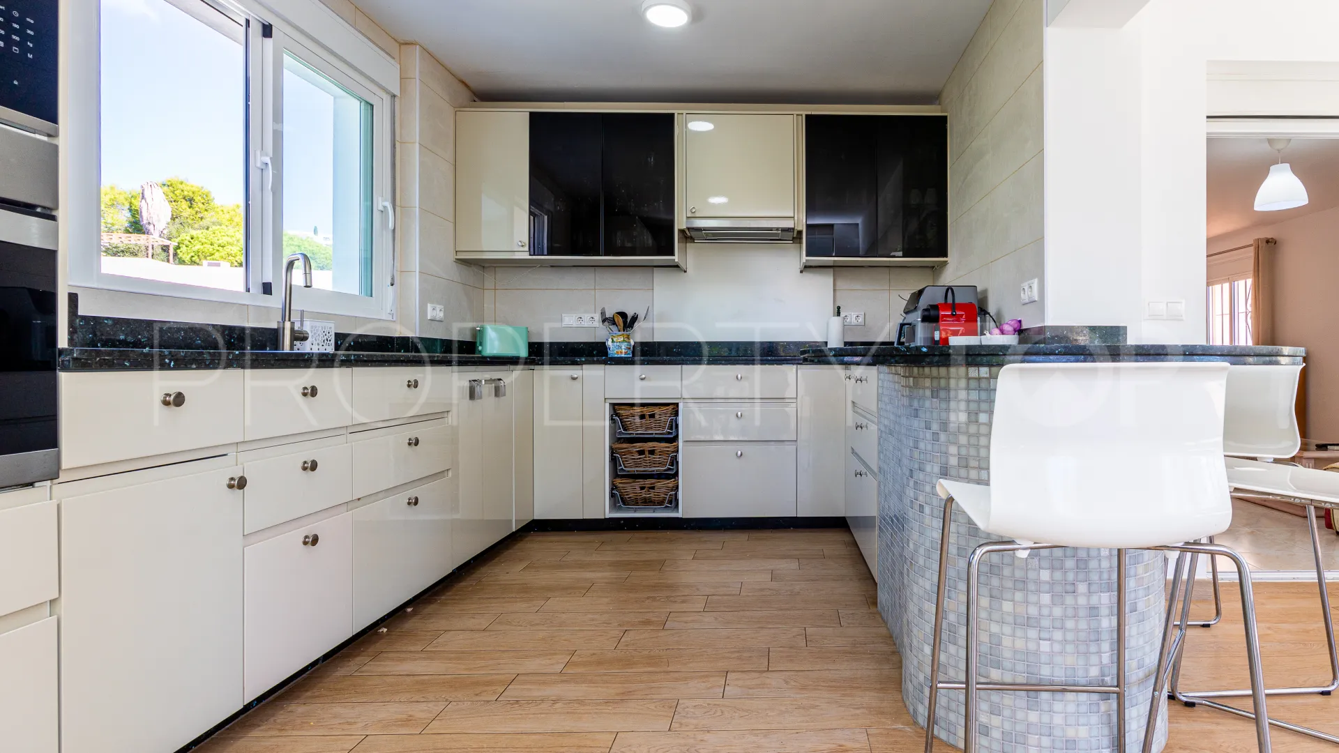 Riviera del Sol, villa de 4 dormitorios a la venta