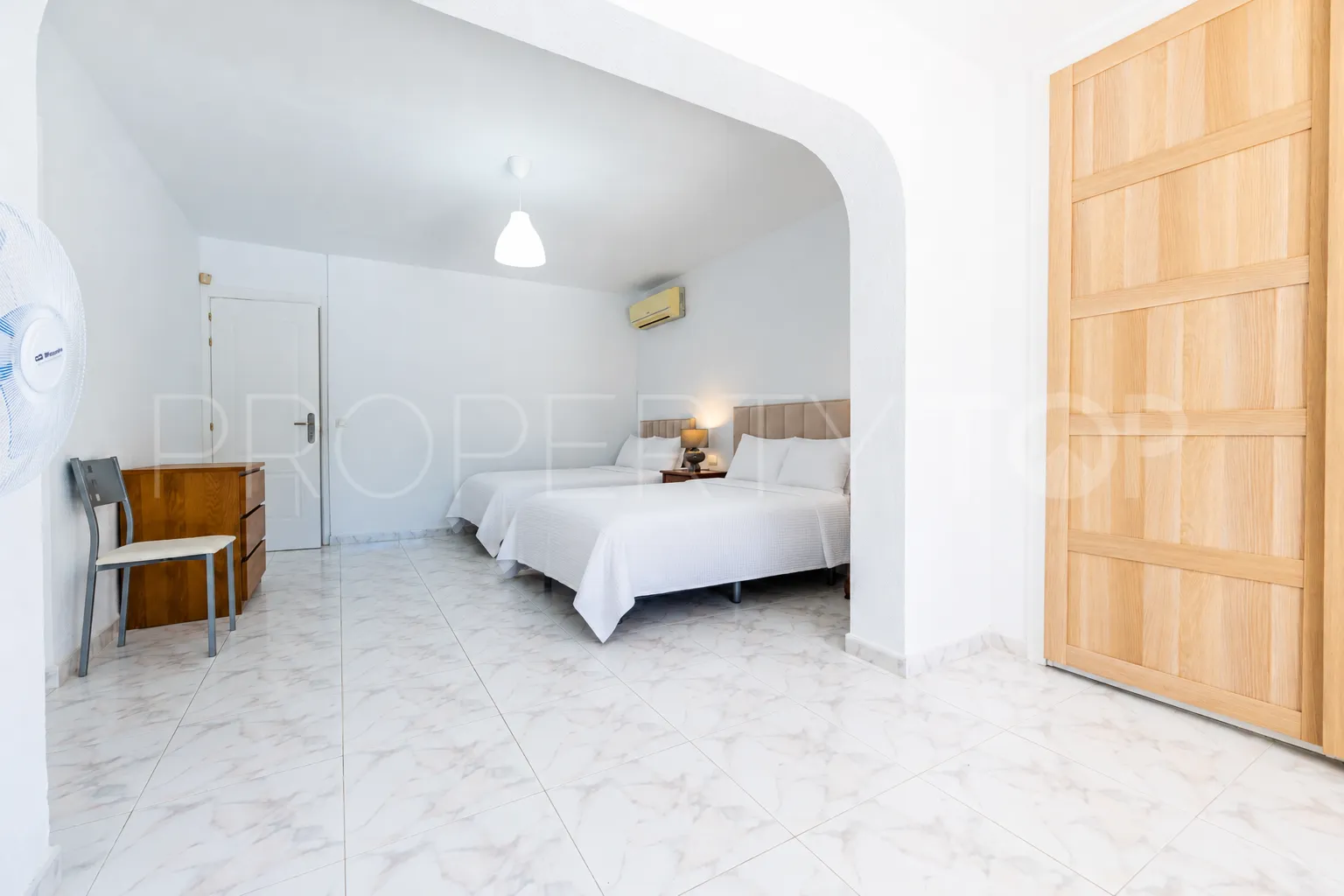 Riviera del Sol, villa de 4 dormitorios a la venta