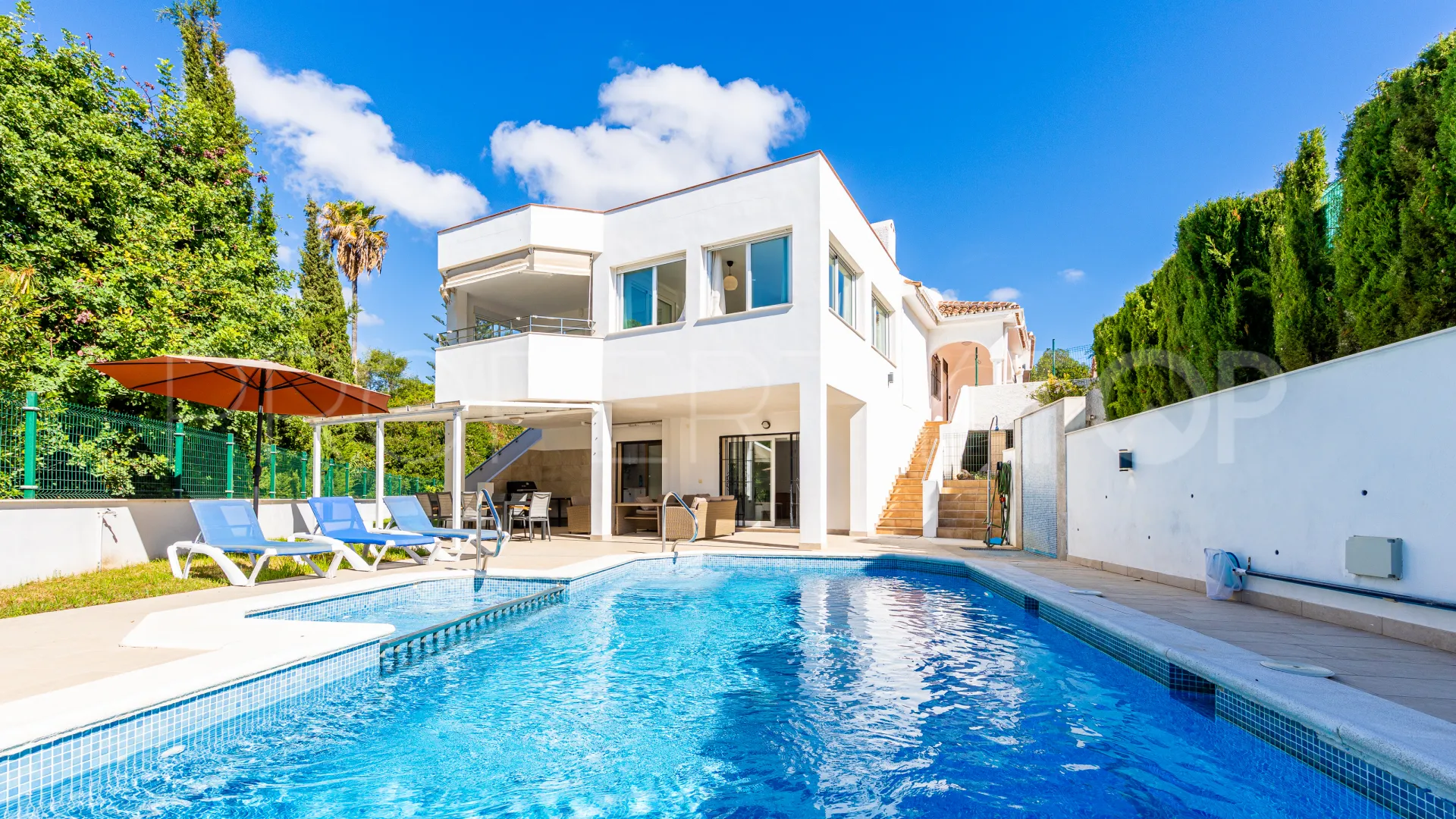 Riviera del Sol, villa de 4 dormitorios a la venta