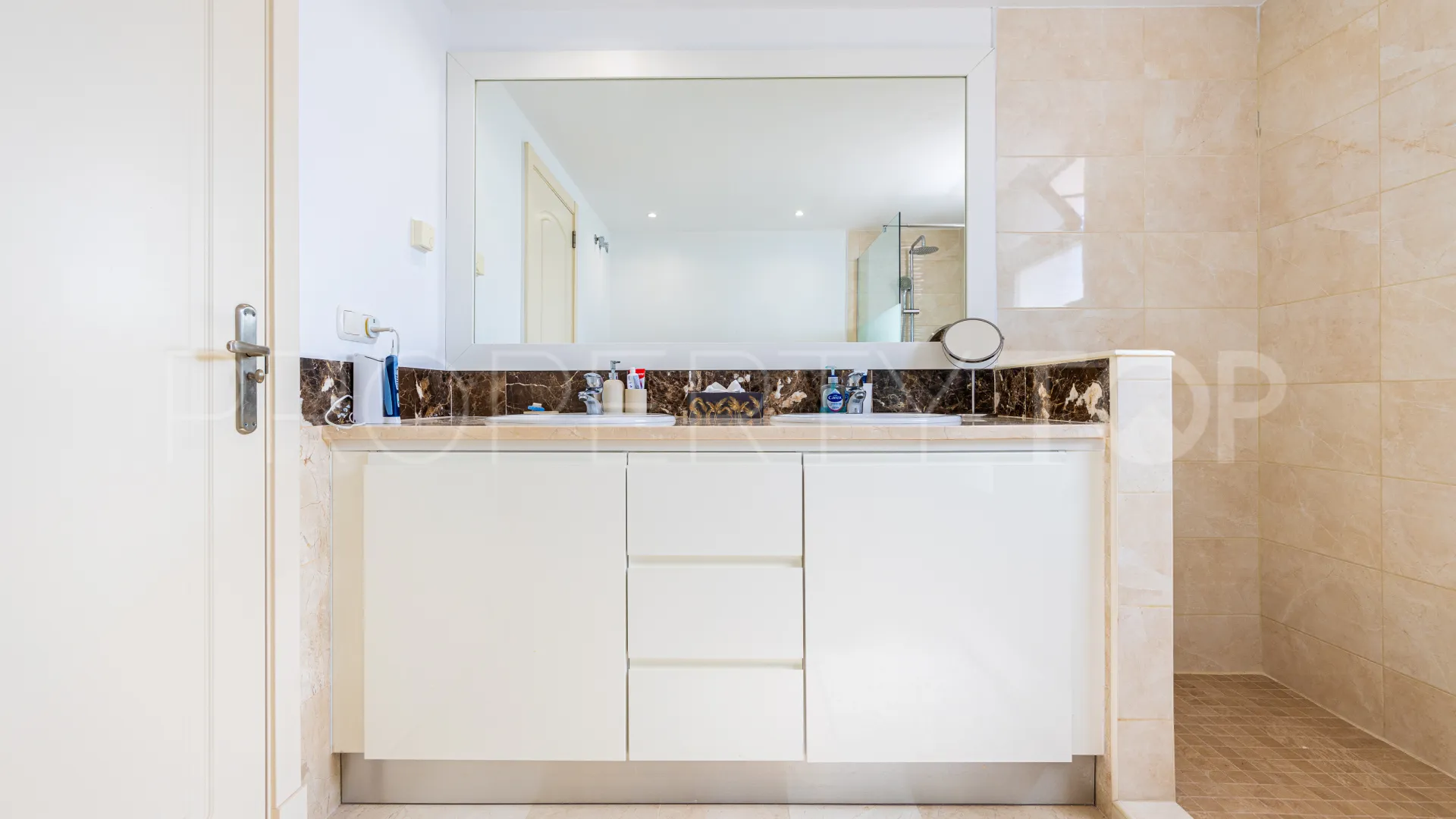 Calahonda, apartamento a la venta