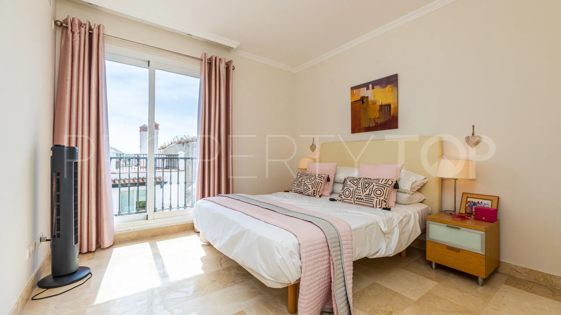 Calahonda, apartamento a la venta