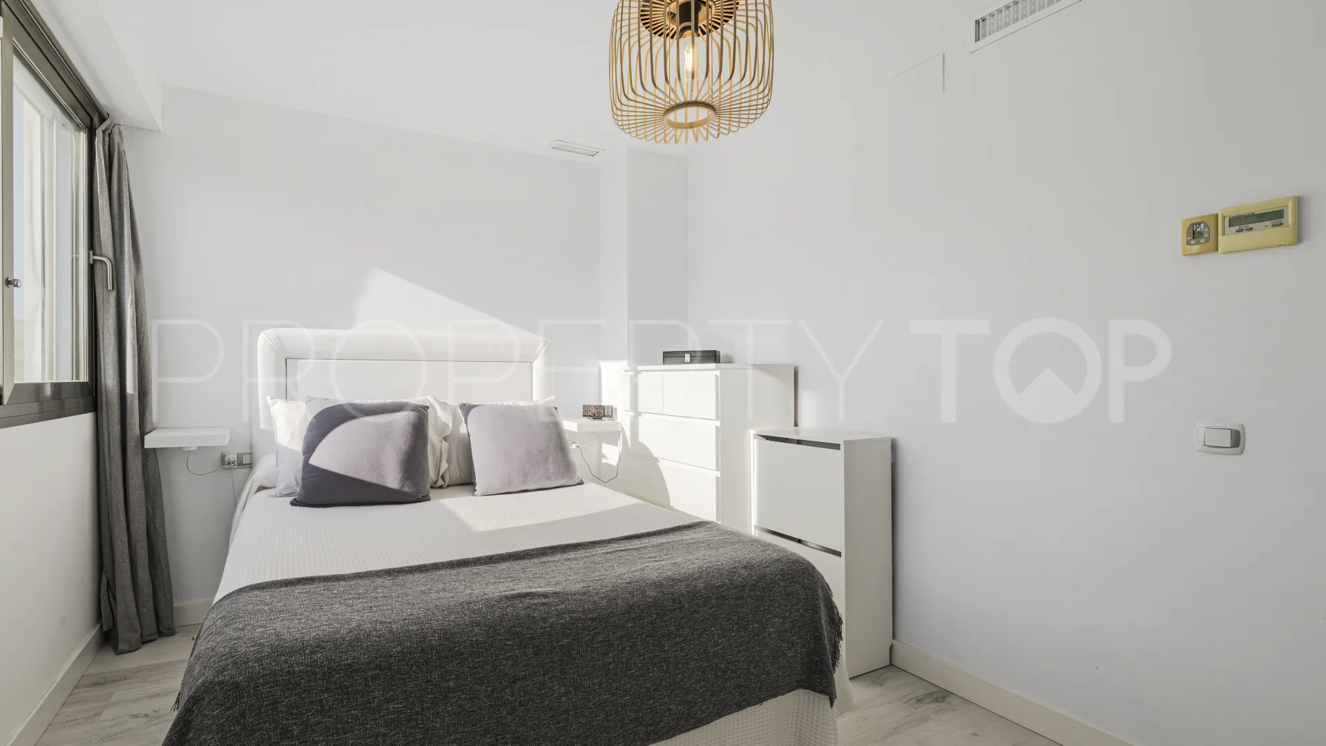 Cala de Mijas, Ático de 3 dormitorios en venta
