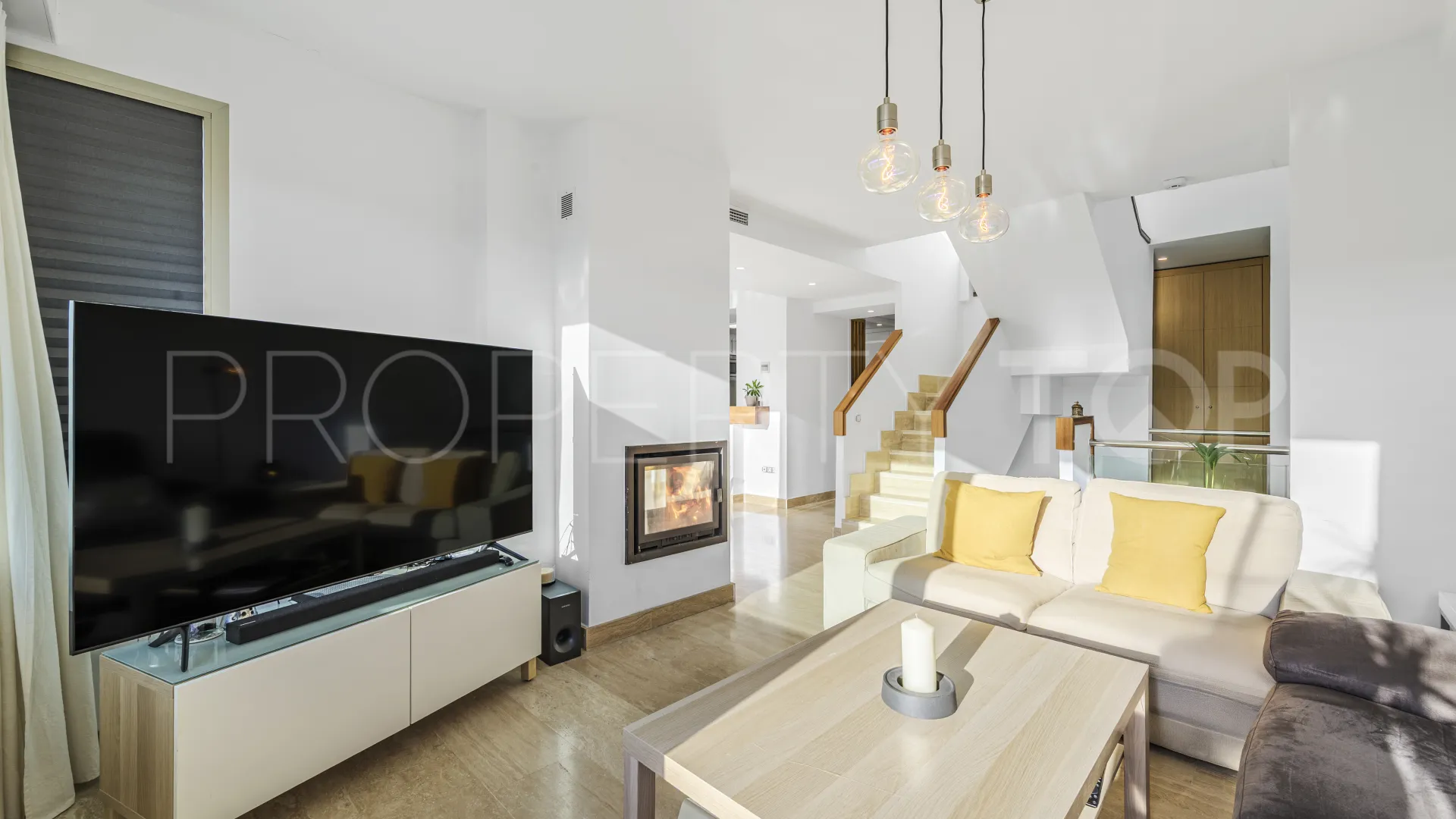Cala de Mijas, Ático de 3 dormitorios en venta