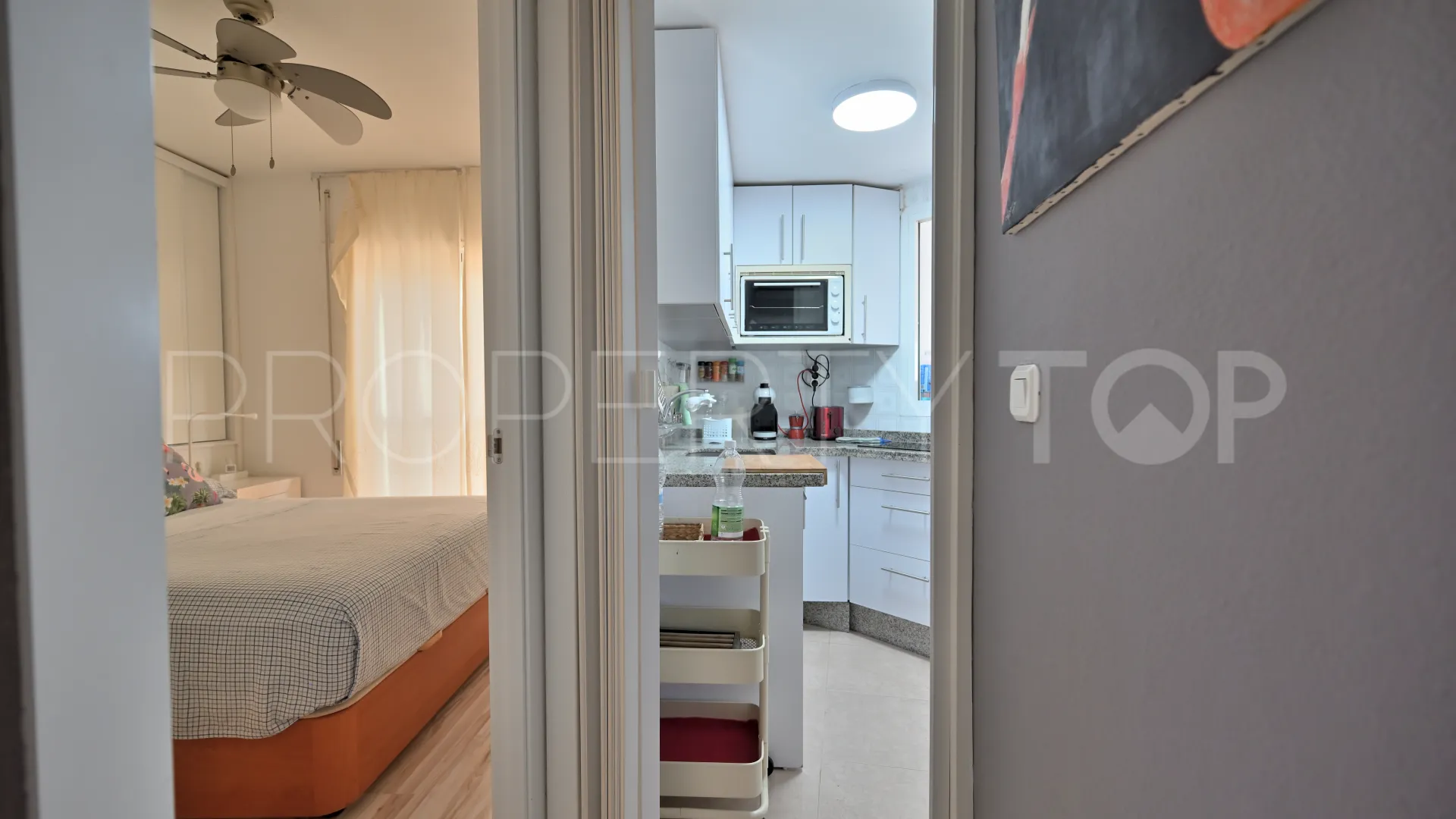 For sale apartment with 2 bedrooms in Torremolinos