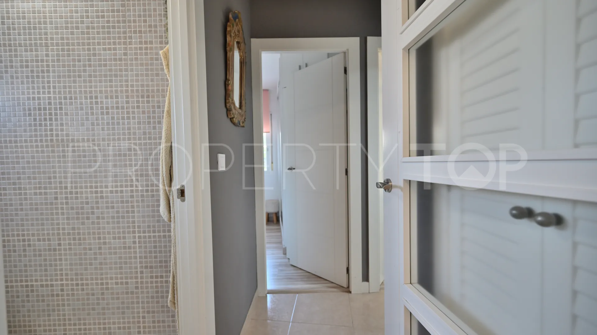 For sale apartment with 2 bedrooms in Torremolinos