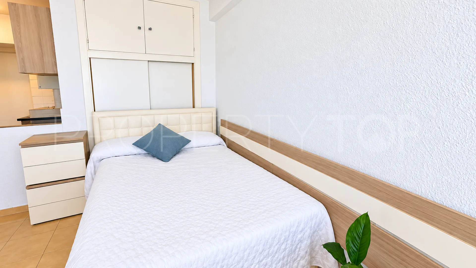 La Carihuela, estudio en venta