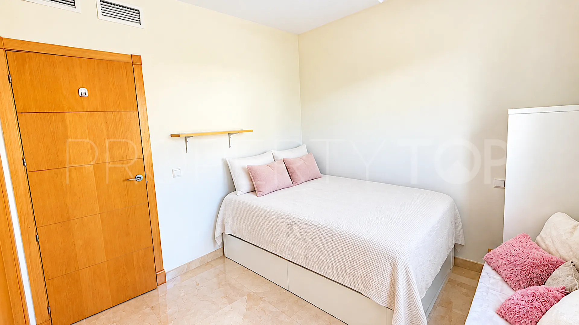Benalmadena Costa 2 bedrooms penthouse for sale