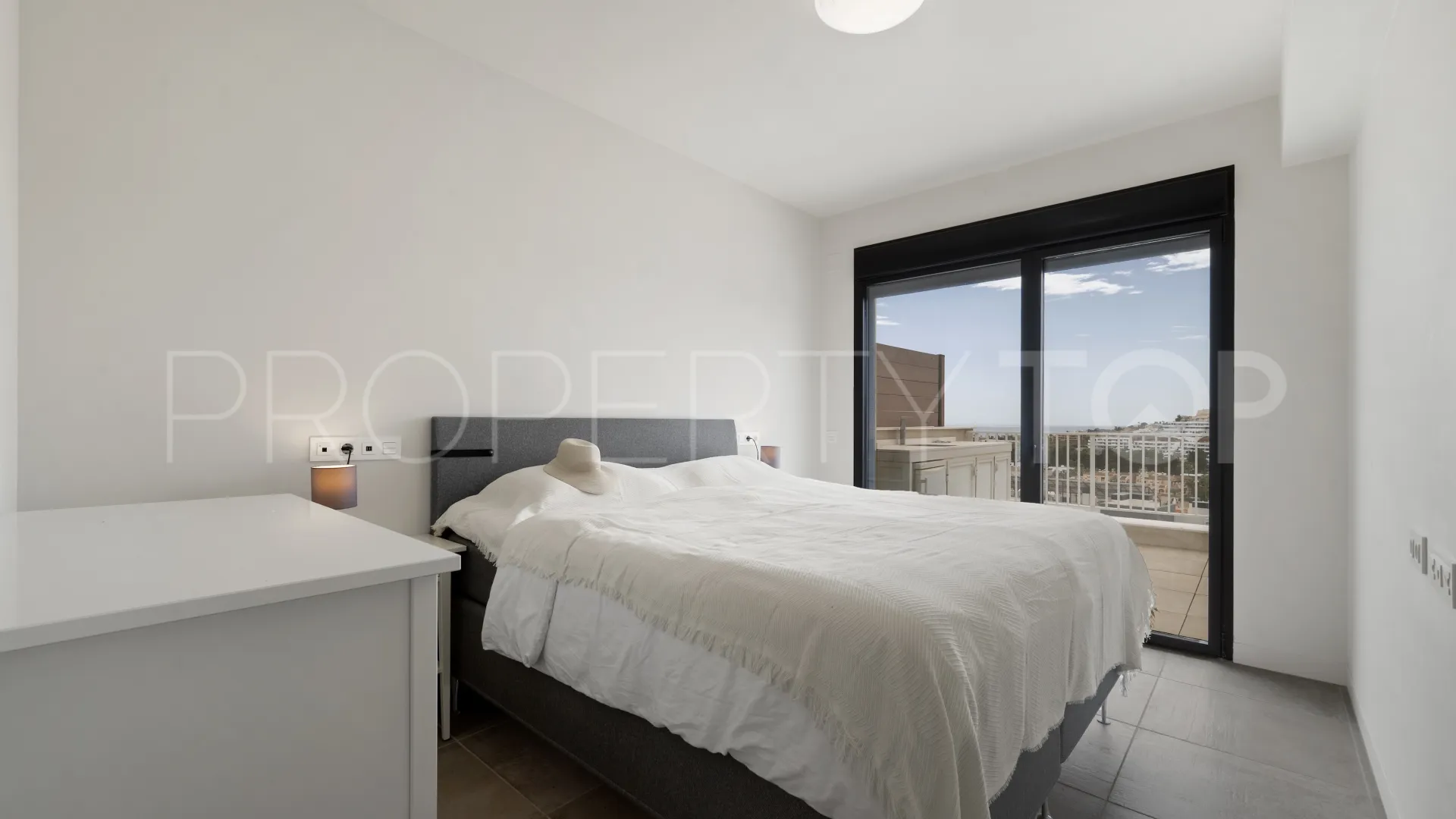 Comprar Ático en Cala de Mijas con 3 dormitorios