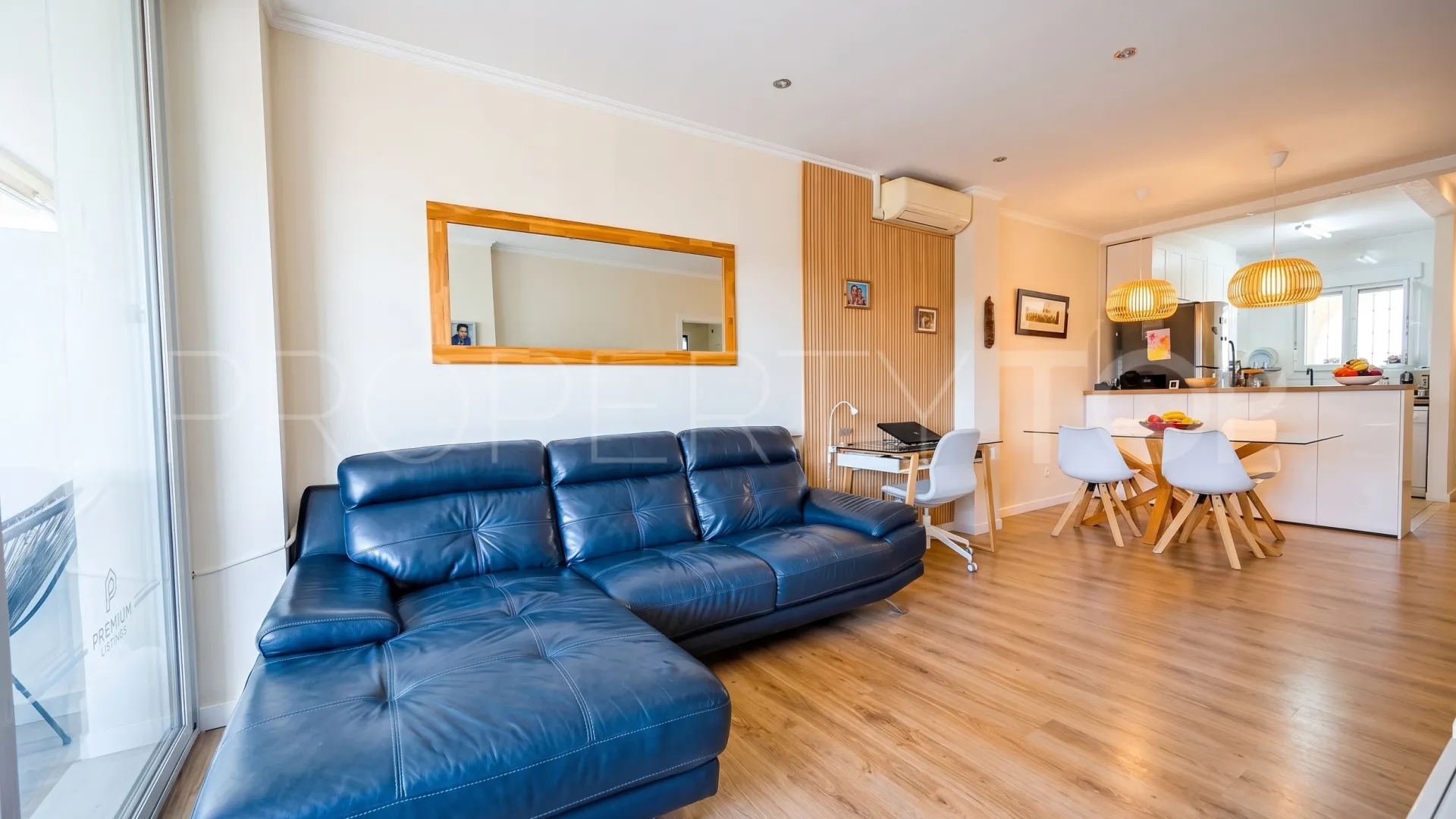 Torrequebrada, apartamento a la venta de 2 dormitorios