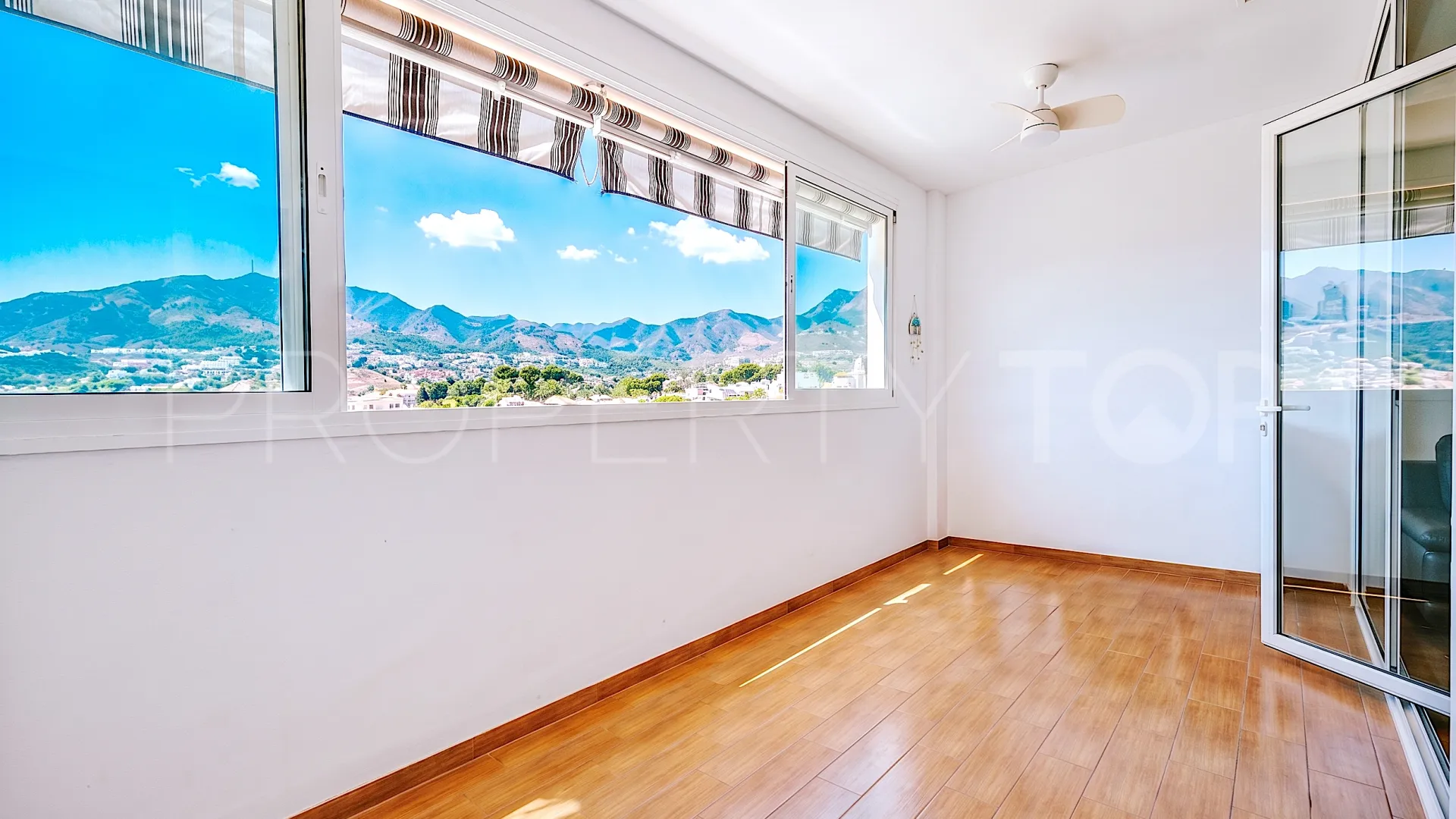 Torrequebrada, apartamento a la venta de 2 dormitorios