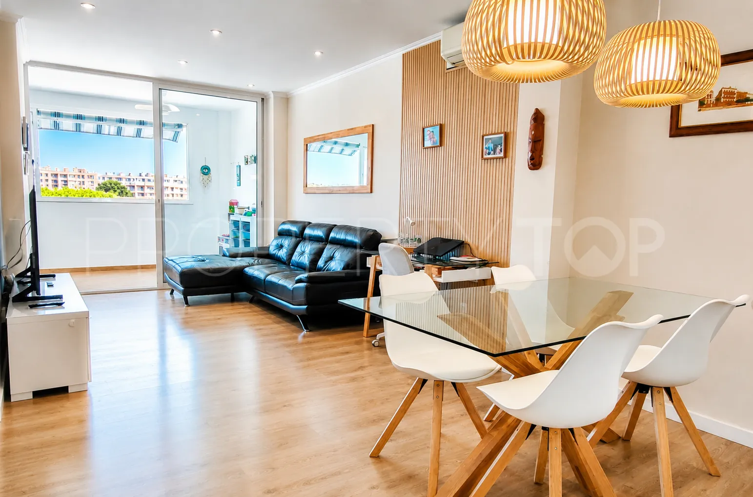 Torrequebrada, apartamento a la venta de 2 dormitorios
