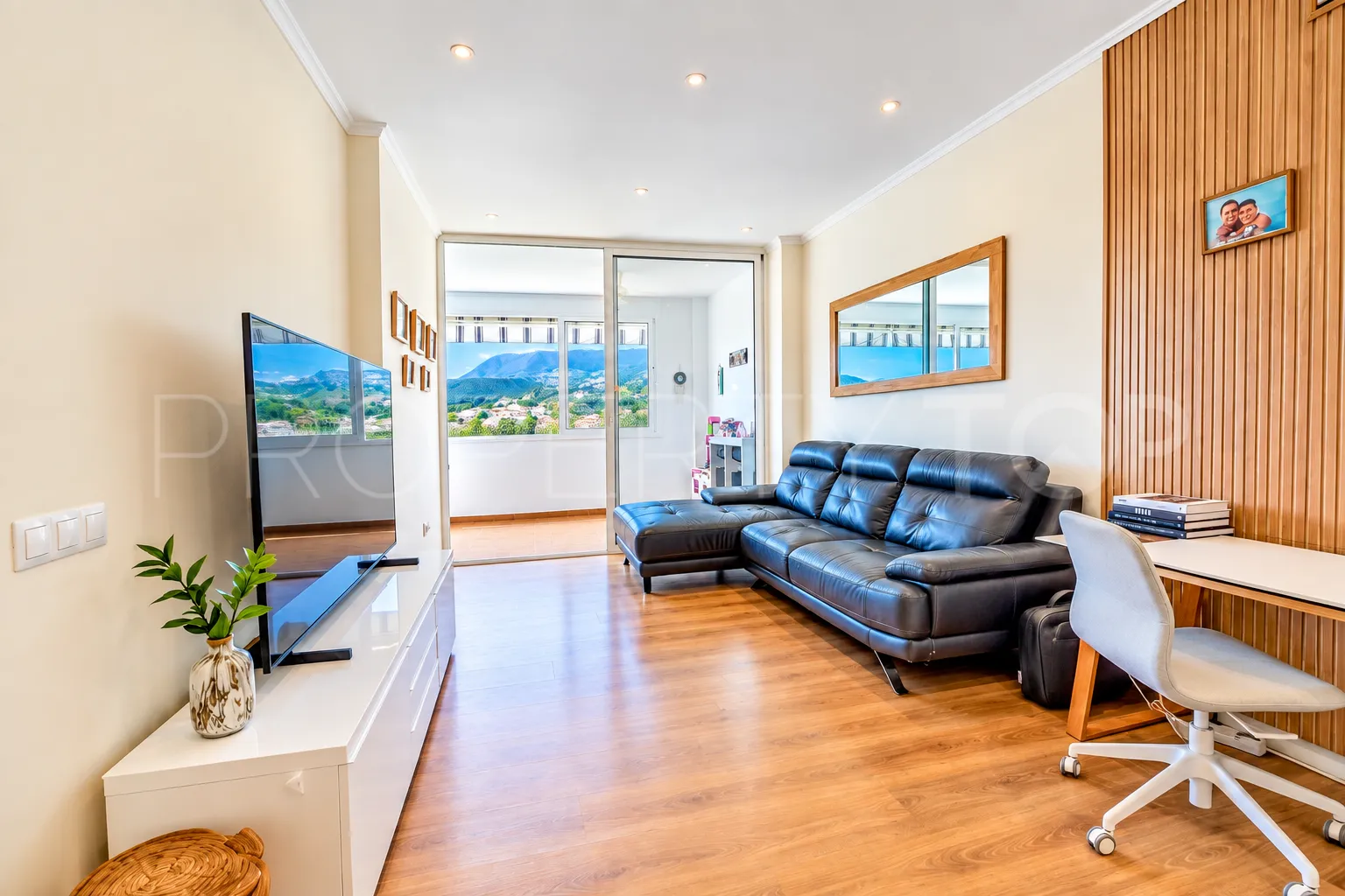 Torrequebrada, apartamento a la venta de 2 dormitorios
