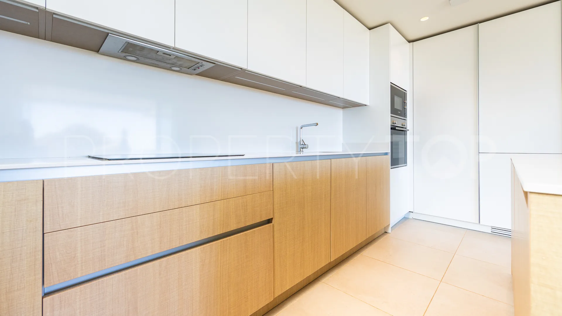 Ground floor apartment for sale in Palo Alto with 2 bedrooms