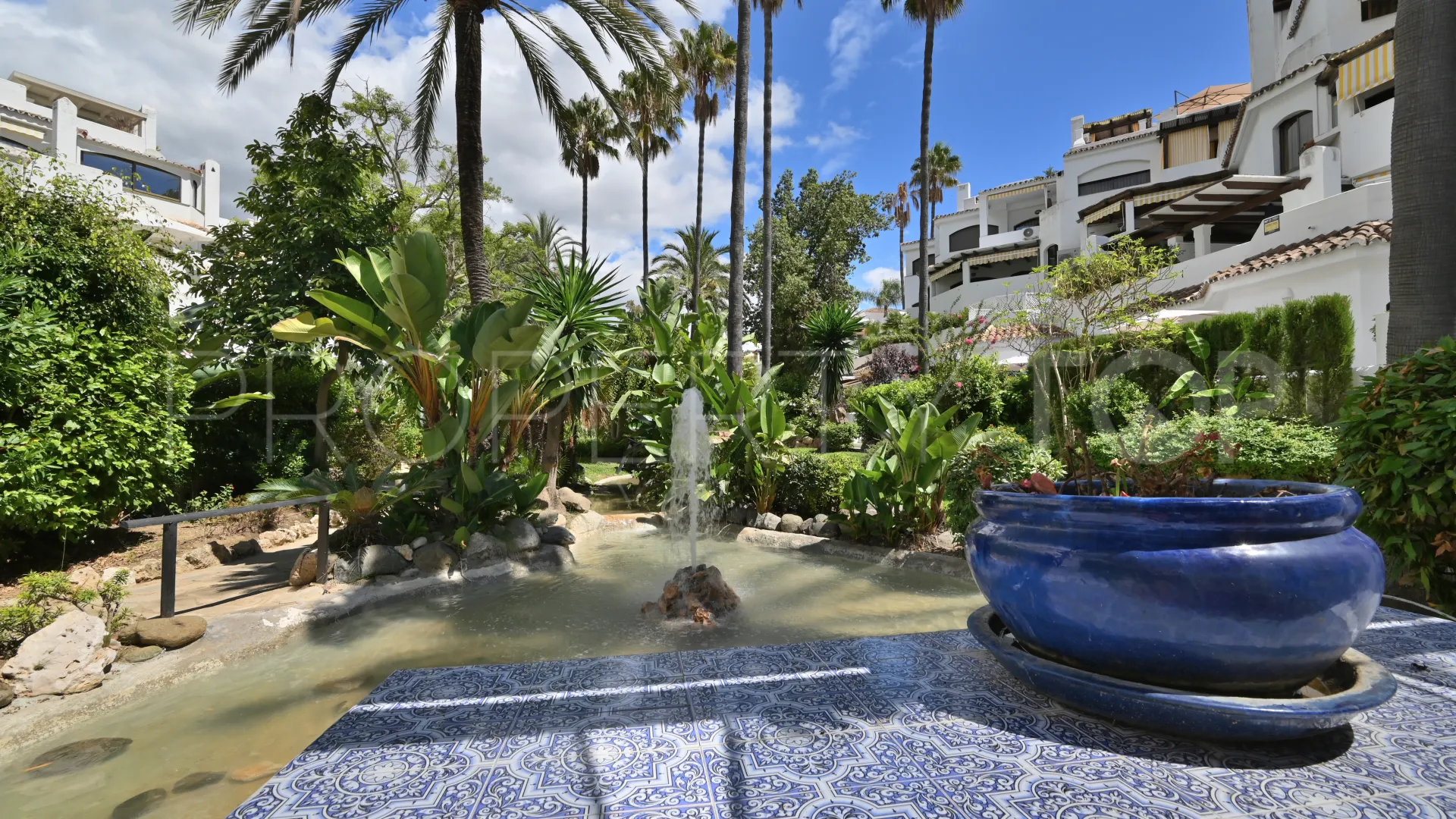 Se vende apartamento en Elviria de 3 dormitorios