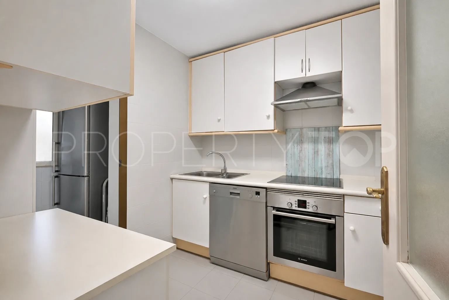 Se vende apartamento en Elviria de 3 dormitorios