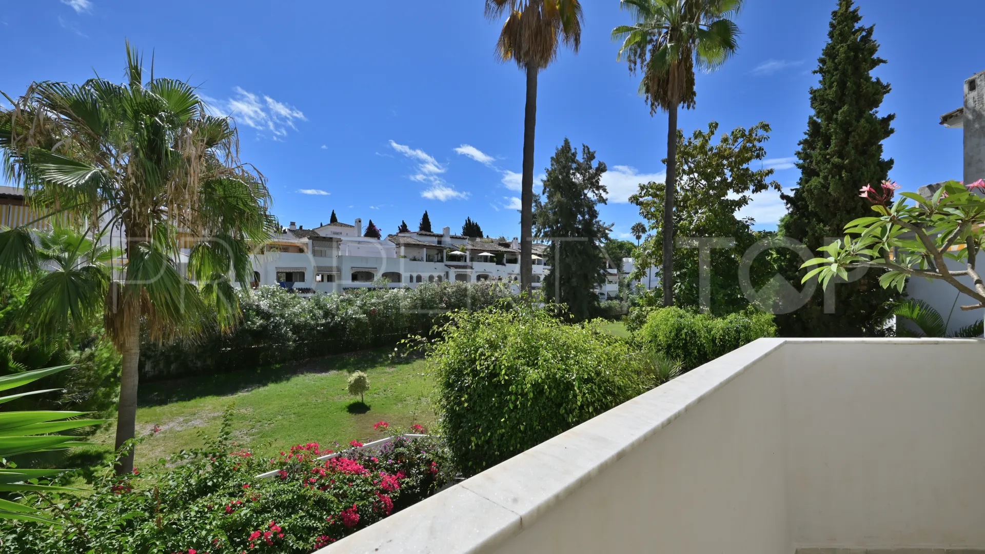 Se vende apartamento en Elviria de 3 dormitorios