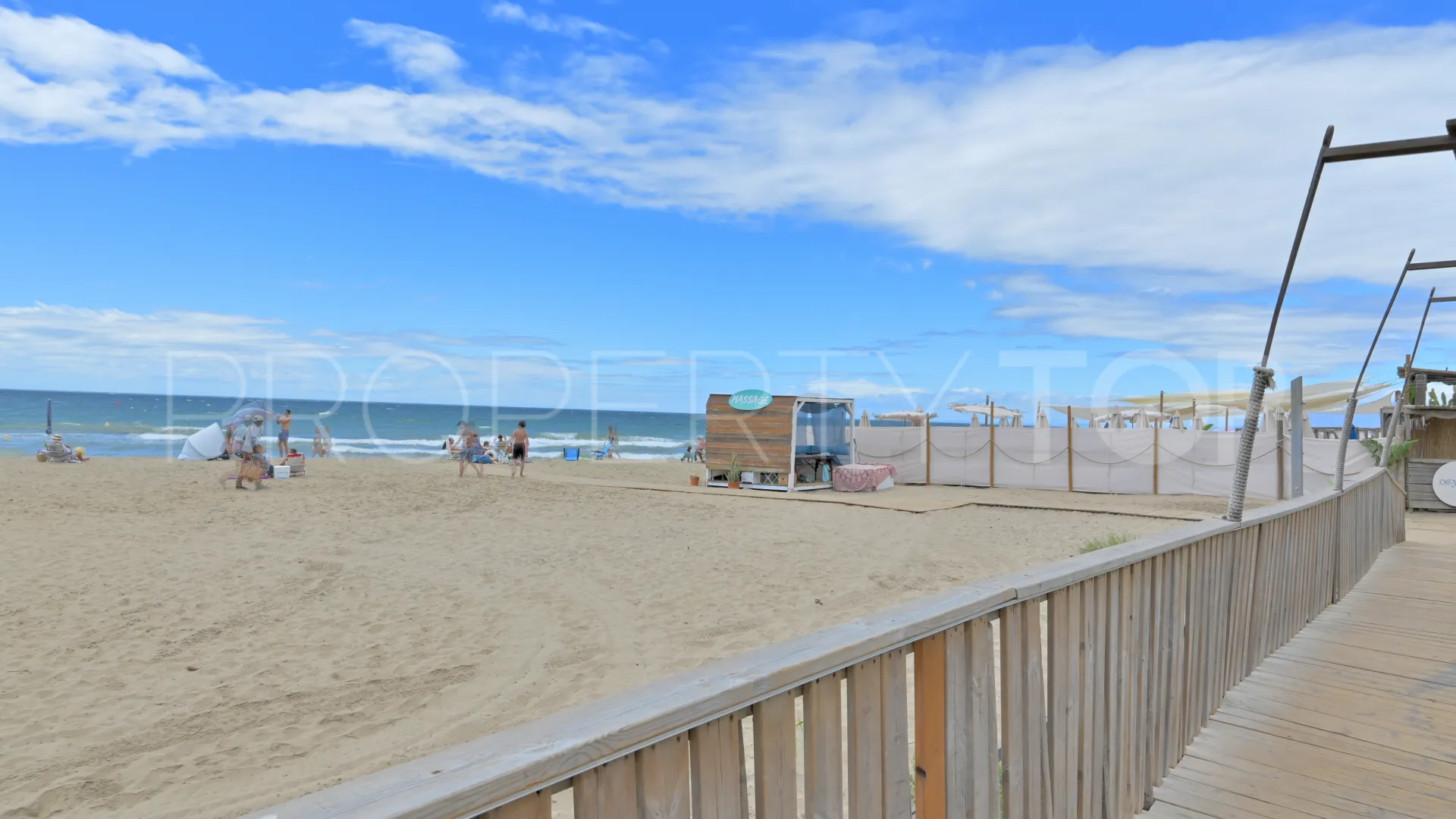 Se vende apartamento en Elviria de 3 dormitorios