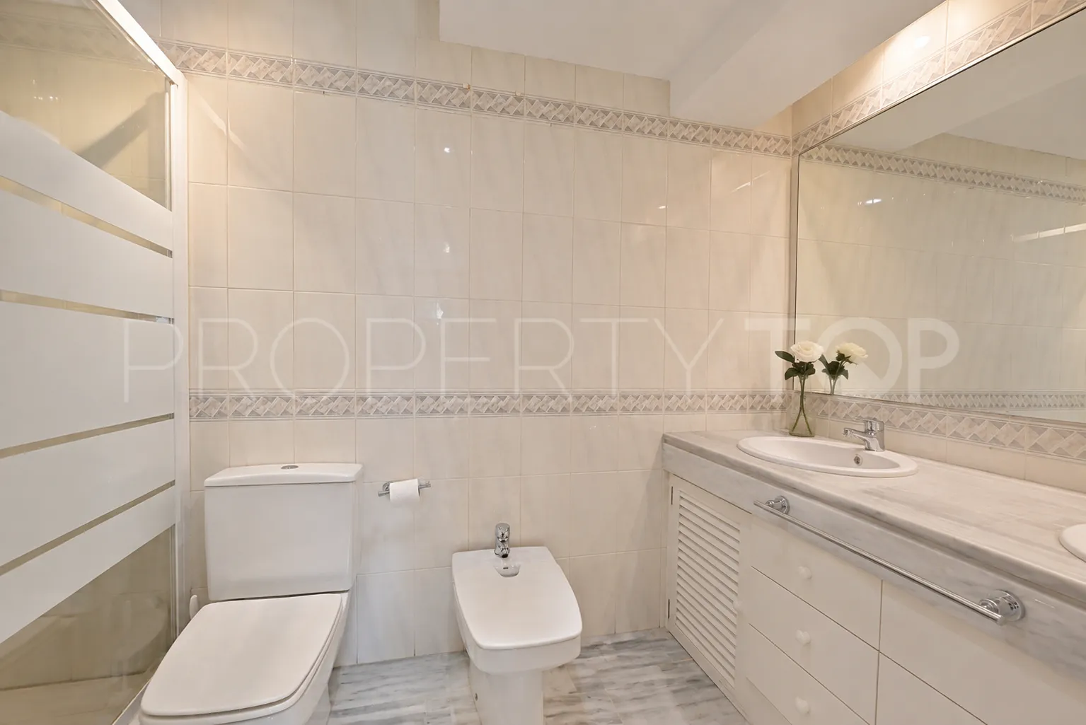 Se vende apartamento en Elviria de 3 dormitorios