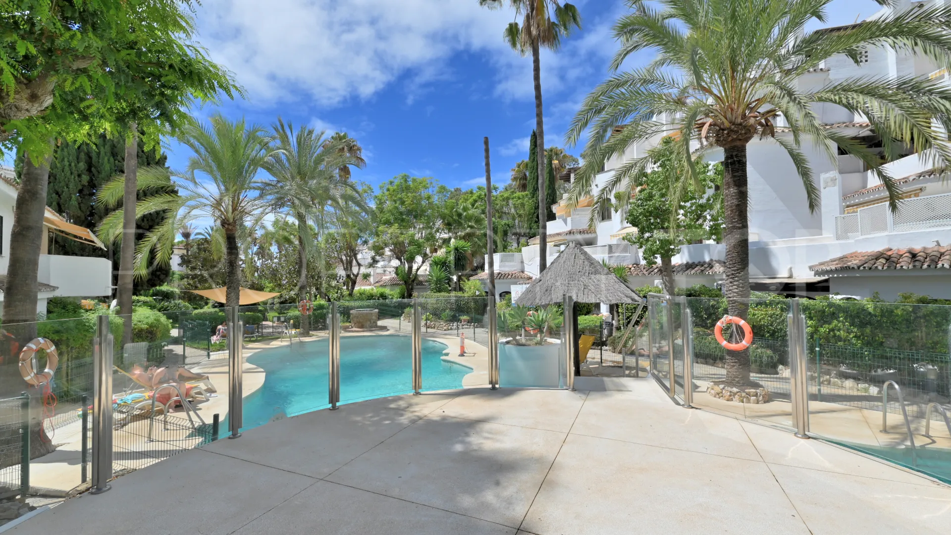 Se vende apartamento en Elviria de 3 dormitorios