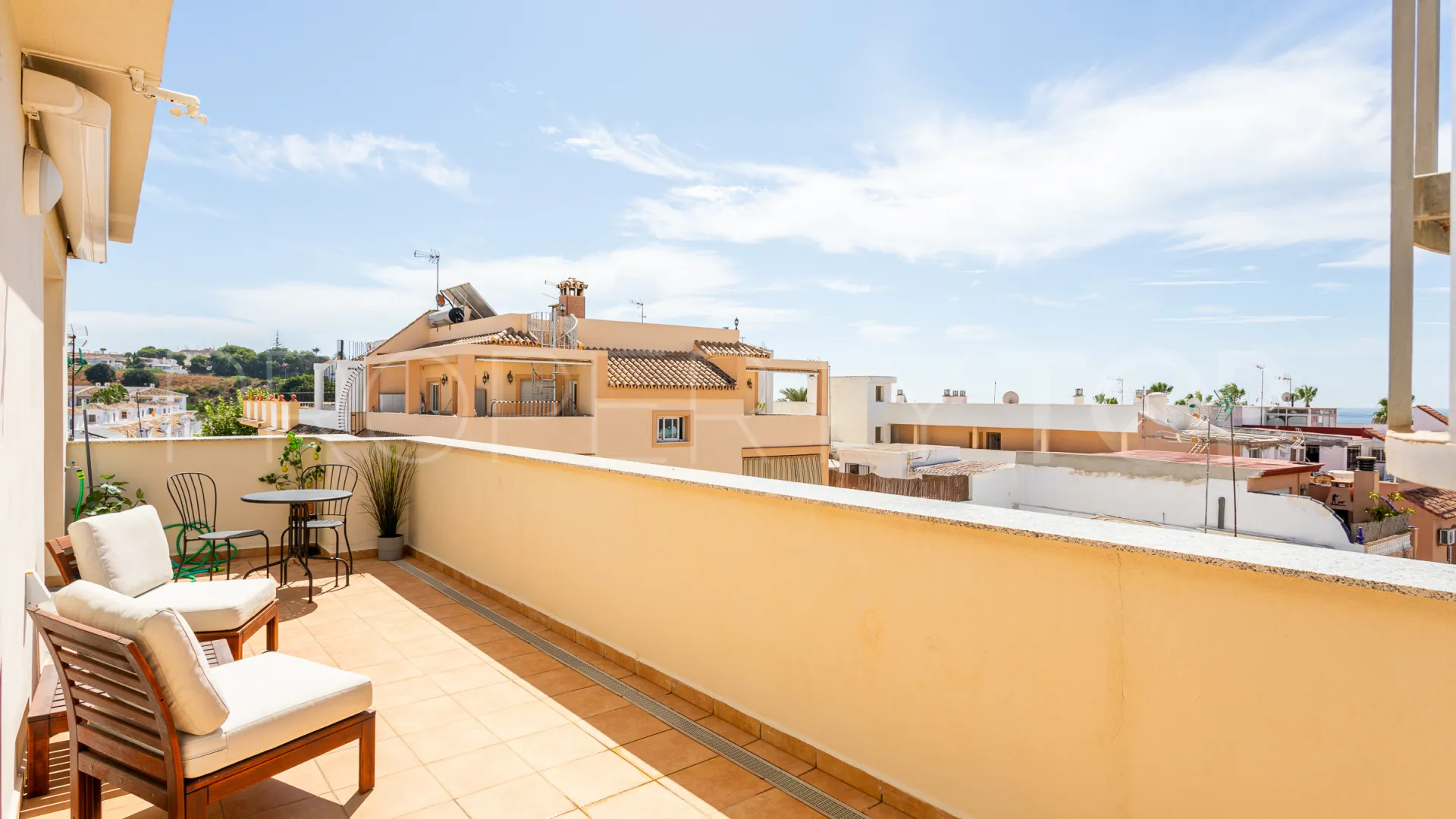 Building for sale in Cala de Mijas