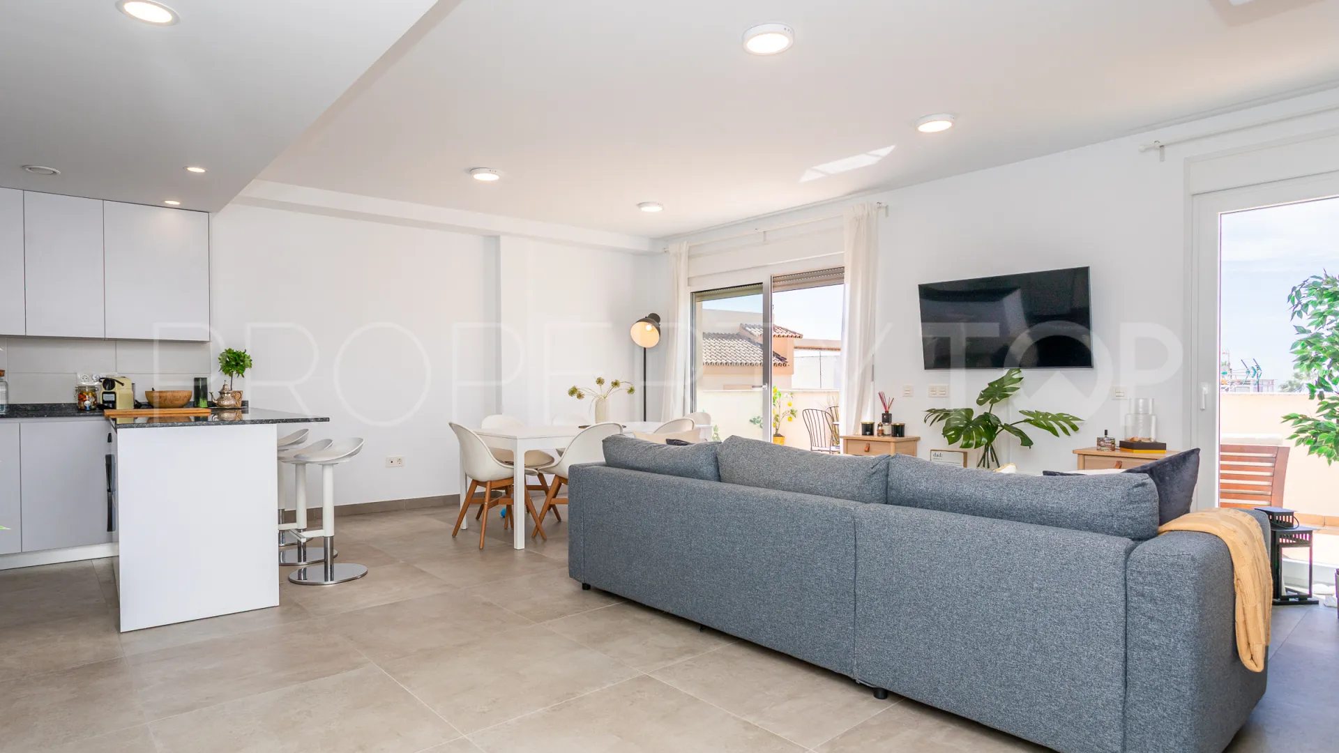 Building for sale in Cala de Mijas