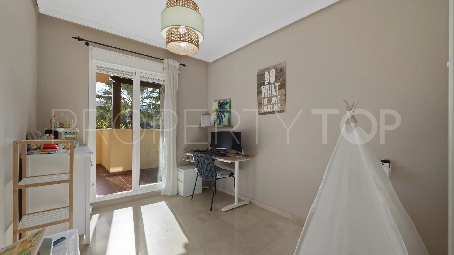For sale apartment in Cala de Mijas