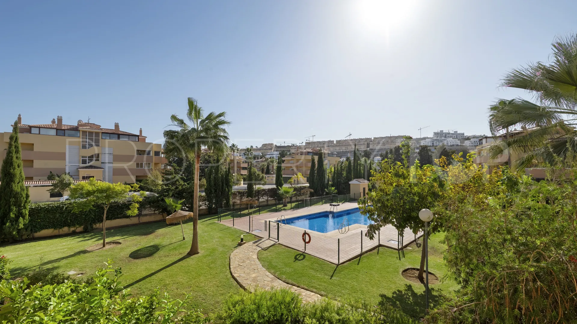 For sale apartment in Cala de Mijas